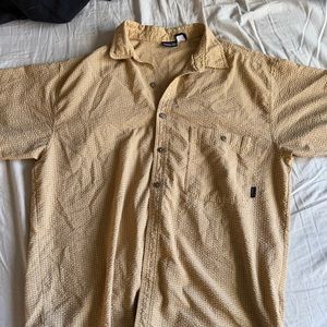 Patagonia mens short sleeve button up shirt